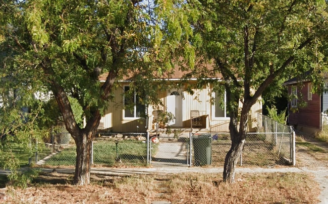 Primary Photo - 2 Bedroom 1 bath