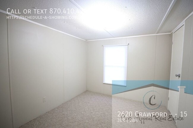 Building Photo - 2620 Crawford Dr