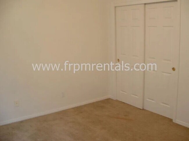 Building Photo - 9006 W Java Ln