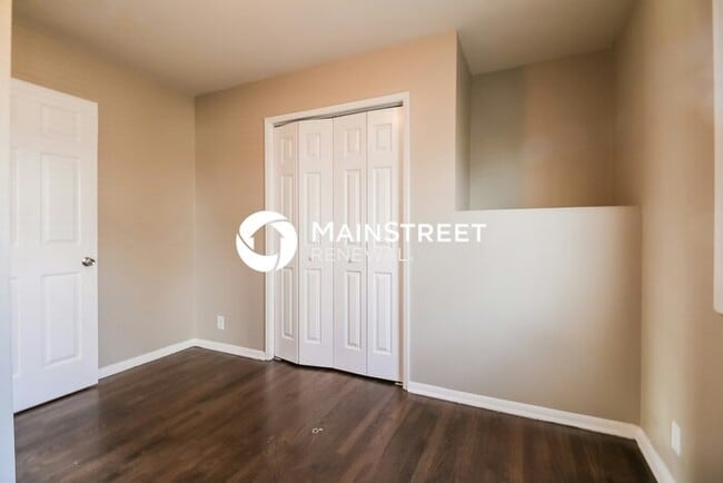 Building Photo - 3 Bedroom Pet-Friendly Home in Kansas City...