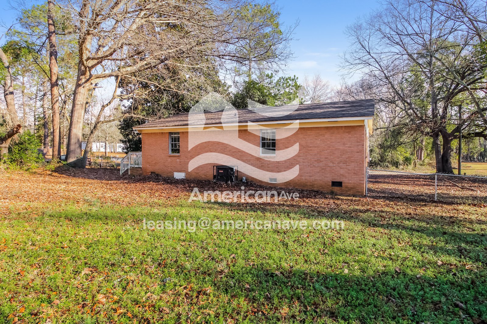 Building Photo - 5418 Glenn St