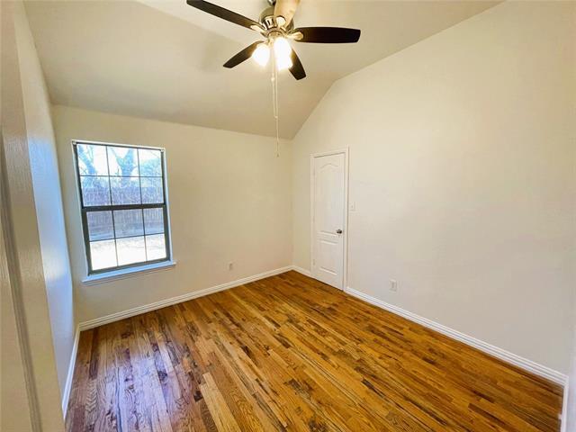 Building Photo - 845 Claycourt Cir
