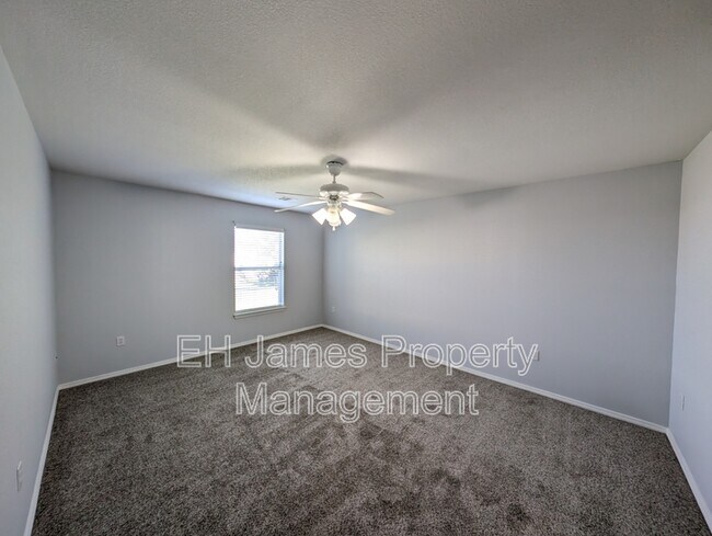 Building Photo - 6945 E 46th Pl