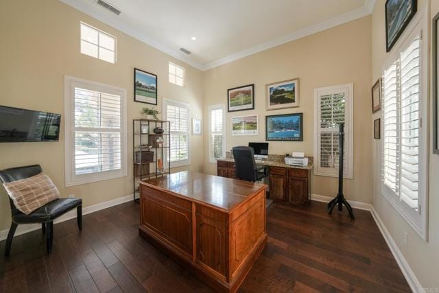 Building Photo - 15586 New Park Terrace