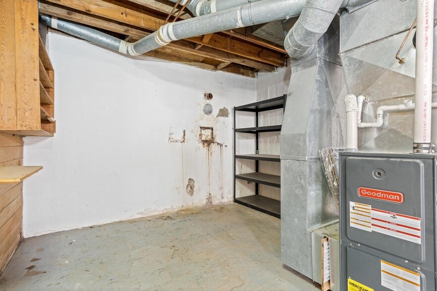 Building Photo - 110 S Bromfield Rd