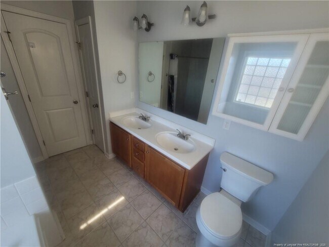 Building Photo - 3320 Benson Pl