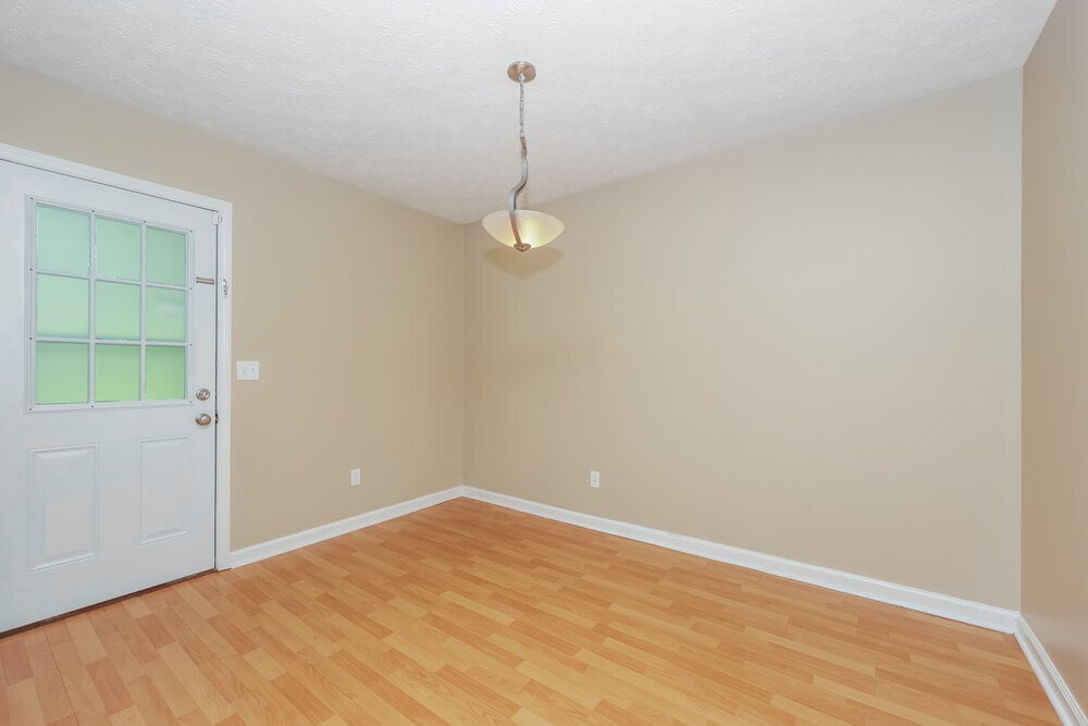 Building Photo - 232 Thistle Ln