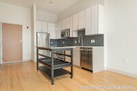 Building Photo - 320 D St