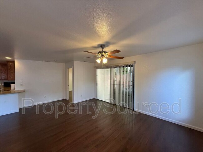 Building Photo - 1633 Porter Way