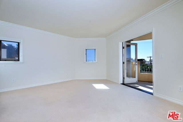 Building Photo - 1000 Granville Ave