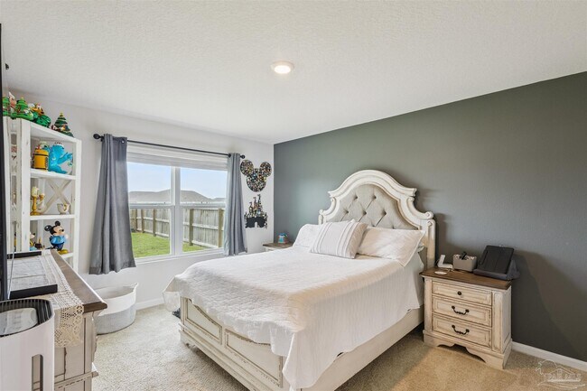 Building Photo - 5260 Peach Dr