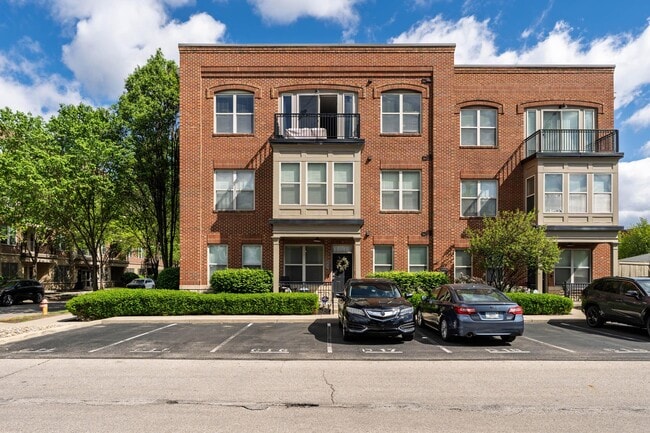 Building Photo - 936 Quality Pl