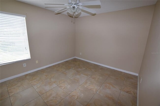 Building Photo - 1051 N Breeze Ct