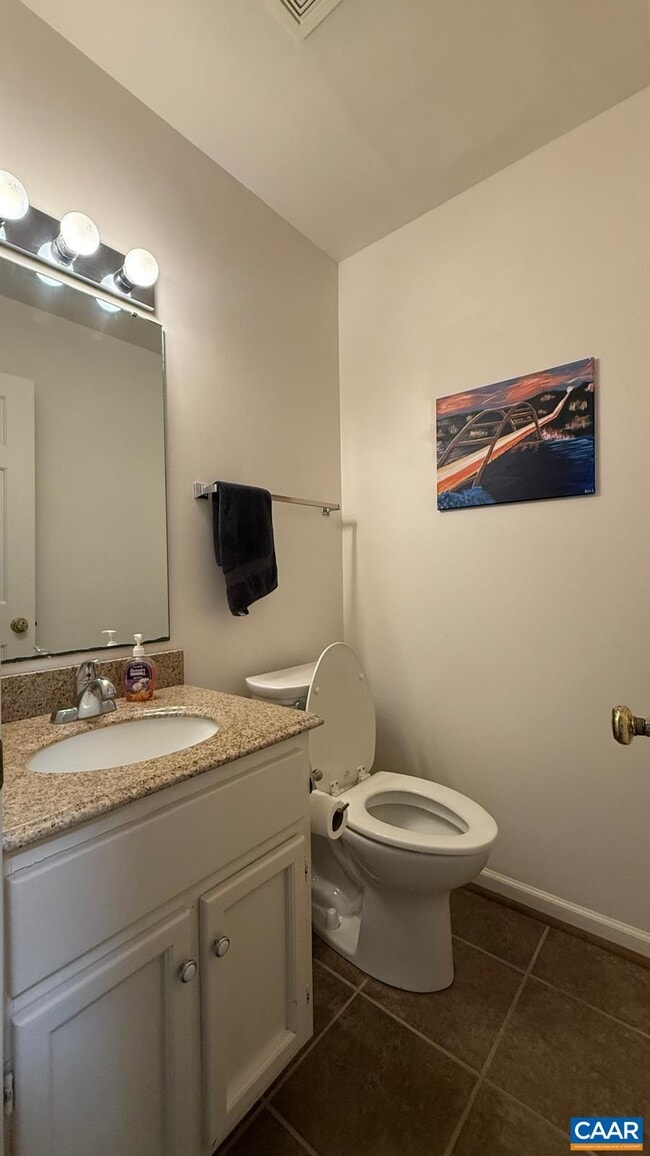 Building Photo - 3190 Saddlebrook Ln
