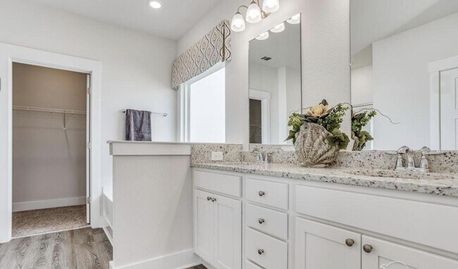 Building Photo - 6172 Forest Bay Ave