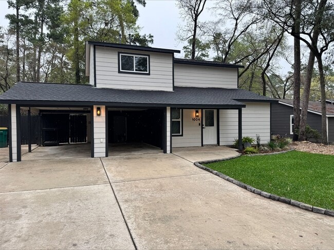 Building Photo - 1004 E Red Cedar Cir