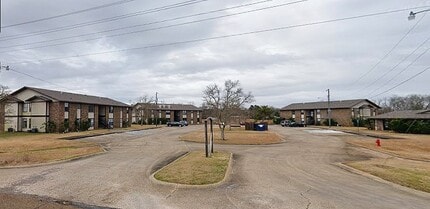 Building Photo - 1150 Cottonwood Dr