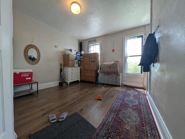 Building Photo - 5158 Hillcrest St