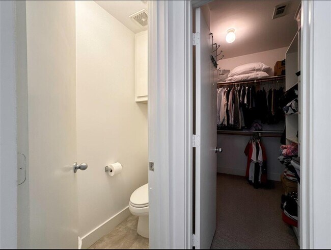 Building Photo - 3433 Rolgom Pl Ct