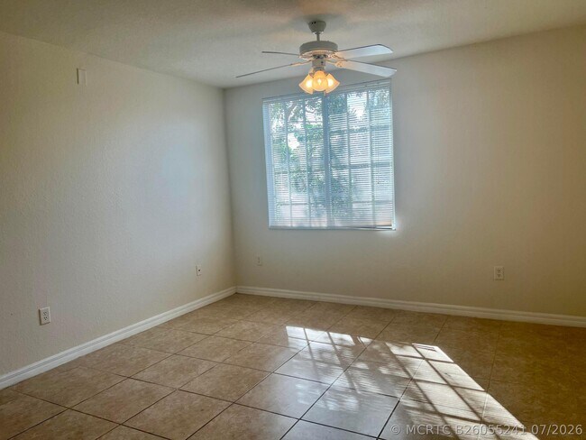 Building Photo - 6760 Heritage Grande