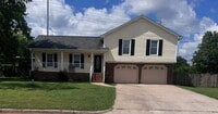 Building Photo - 113 Lewis Ln