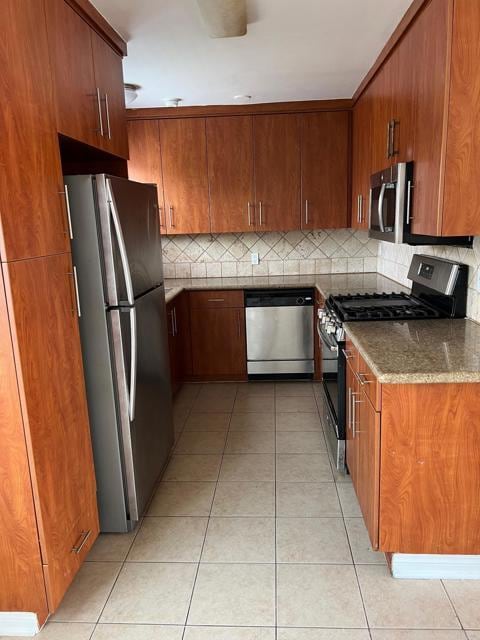 Building Photo - 575 7th St