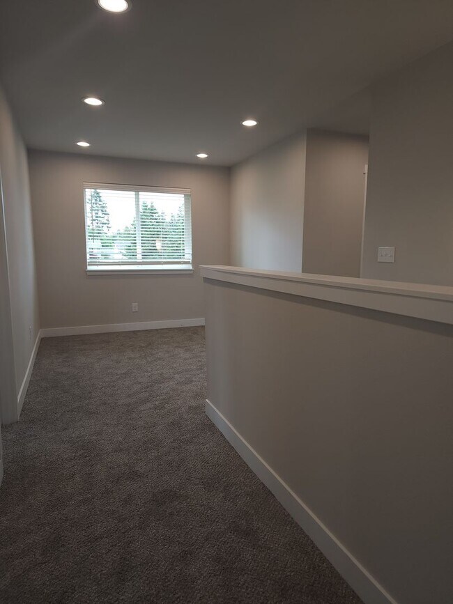 Building Photo - Yelm Creek Estates, New Construction 4 Bedroom, 2.75 Bathroom with Den