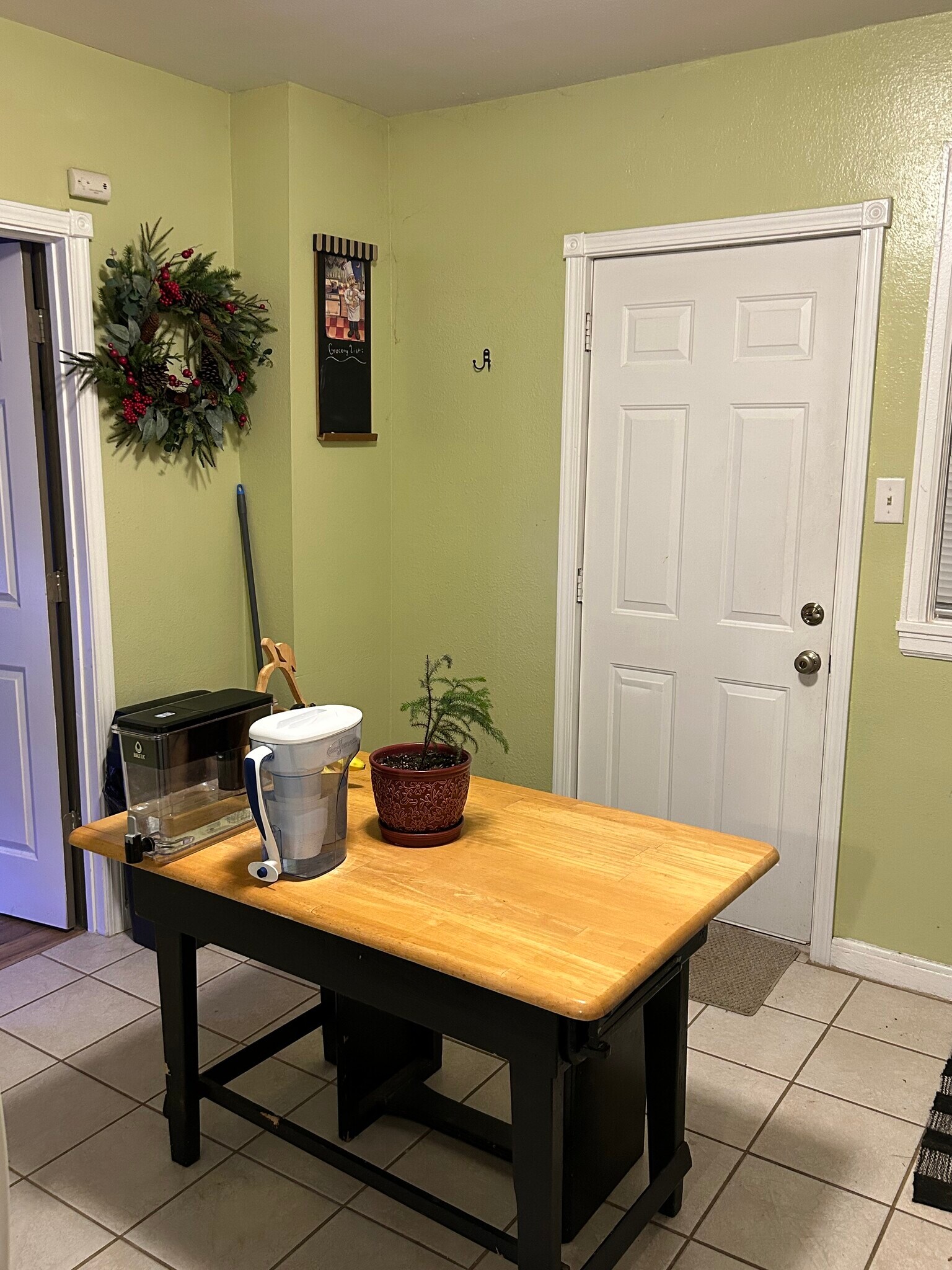 Building Photo - 419 N 43rd Ave W