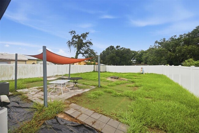 Building Photo - 5412 N 48th St