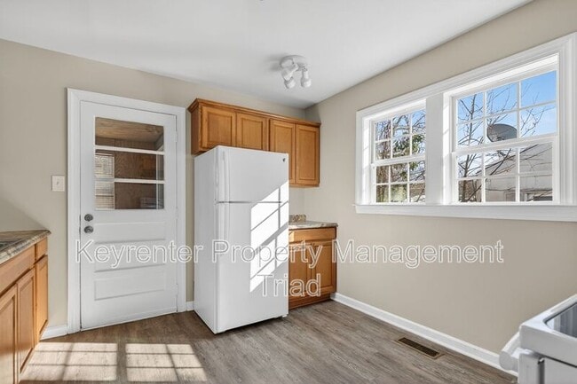 Building Photo - 1106 Sykes Ave