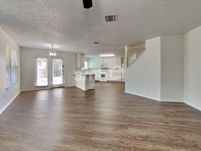 Building Photo - 10408 Wood Leaf Ct