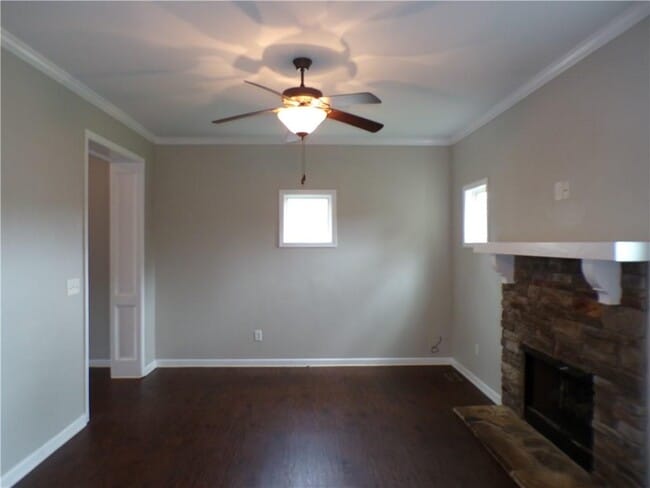 Building Photo - 21 Springmont Dr