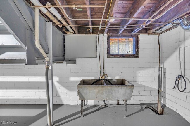 Building Photo - 4102 Brooklyn Ave