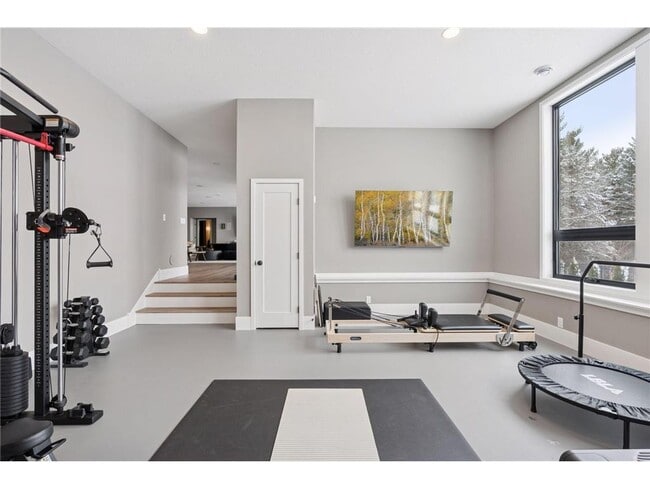 Building Photo - 6297 Yuma Ln N