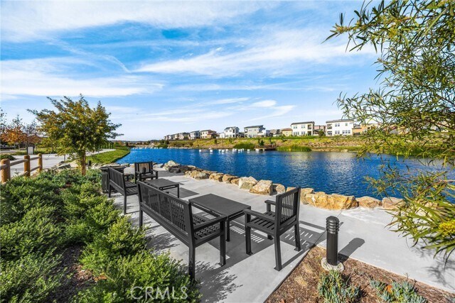 Building Photo - 26 Crown Point Dr