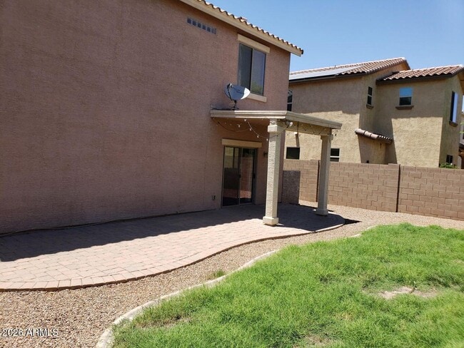 Building Photo - 1707 S Rochester Dr