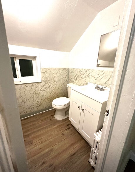 Building Photo - 2704 NY-199