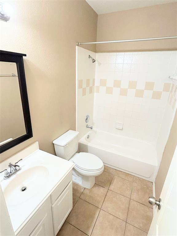 Building Photo - 2601 Cypress Springs Dr