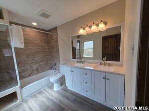 Building Photo - 4018 Sunrise Cove Dr