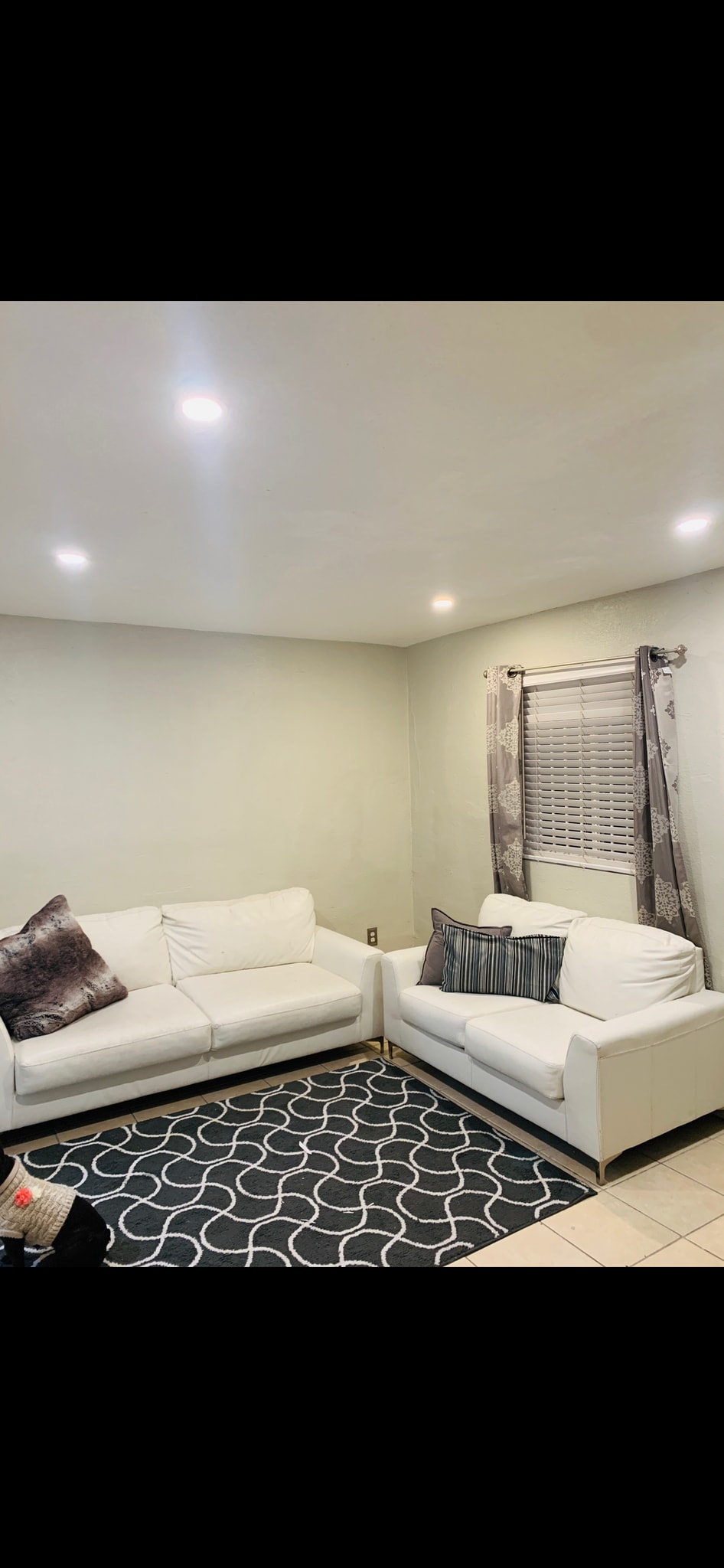 Building Photo - 3680 Oak Ave