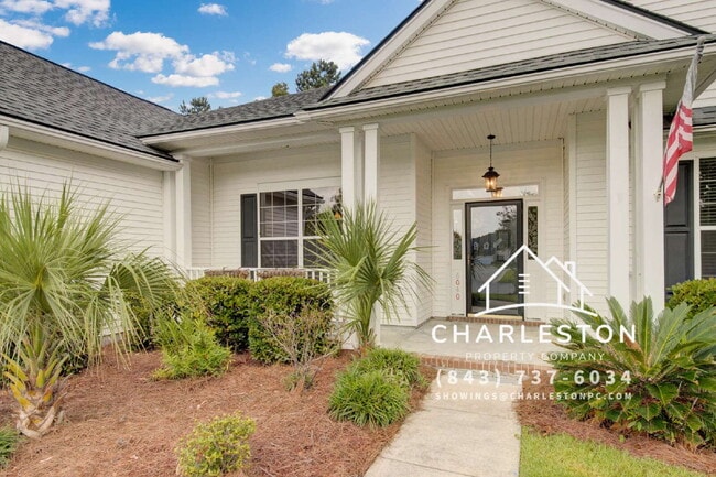 Building Photo - 6040 Fieldstone Cir