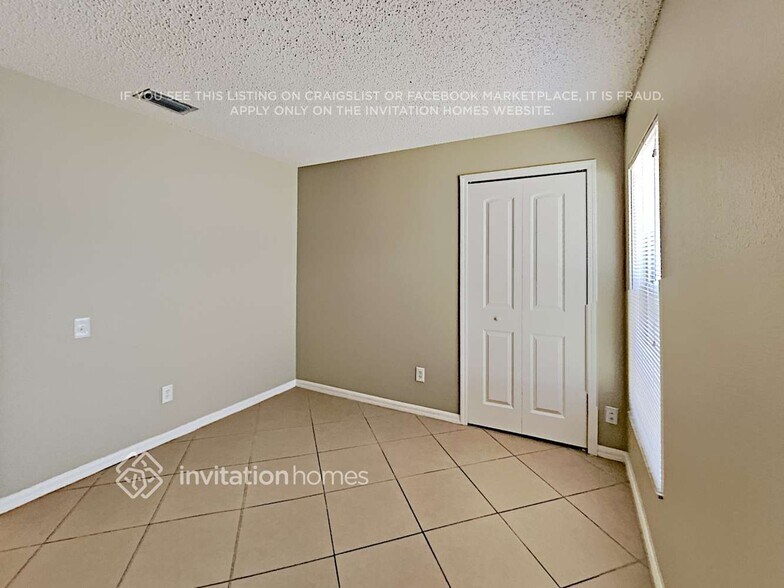Building Photo - 12310 Dawn Vista Dr