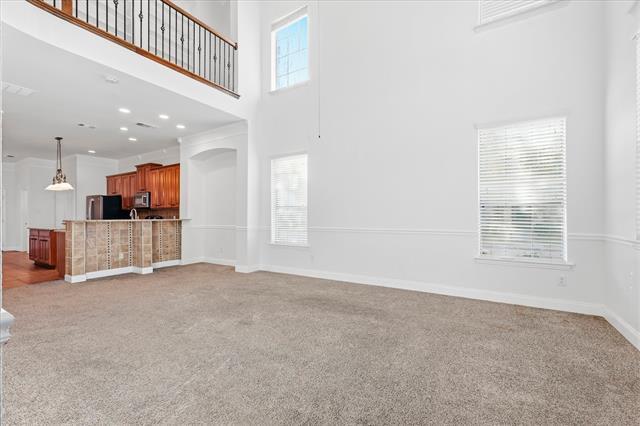 Building Photo - 8604 Naomi St