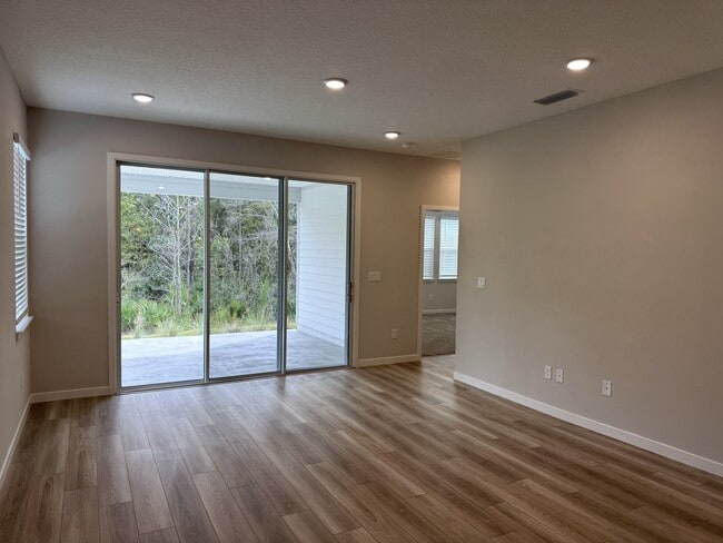 Building Photo - 96549 Stillpoint Wy