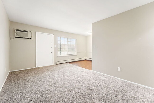 Building Photo - 17020 Raupp Rd