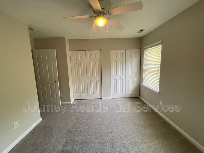Building Photo - 3135 Ivy Wood Ln