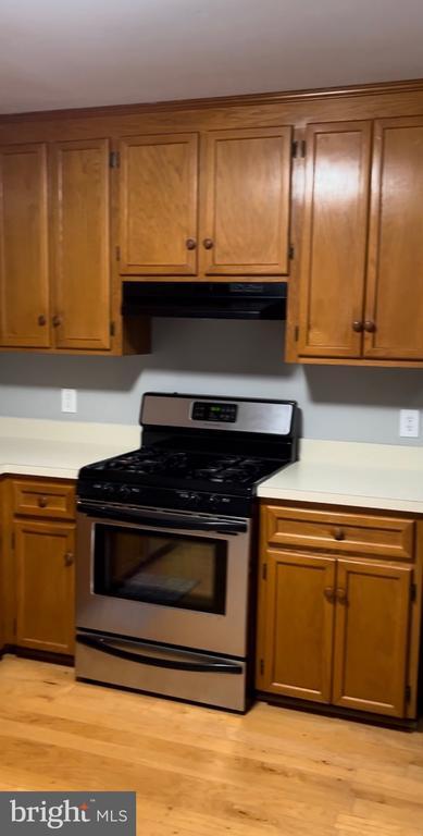 Building Photo - 11211 Surry Woods Ct