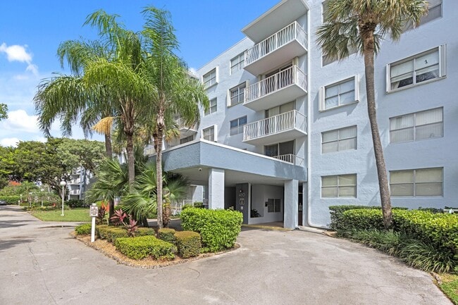 Building Photo - 480 Executive Center Dr