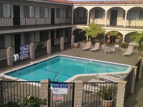 Building Photo - 0 bedroom in Hawthorne CA 90250