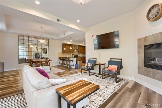 Building Photo - 1488 Madison St